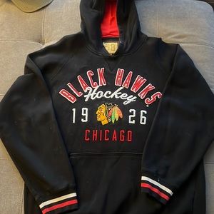 Chicago black hawks vintage hoodie. Size L